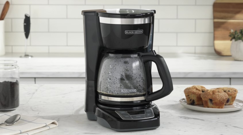 BLACK DECKER CM1160B 12-Cup Digital Coffee Maker Manual