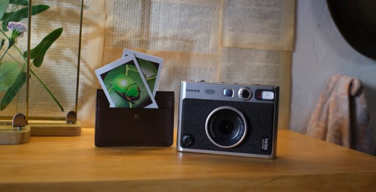 Read more about the article Fujifilm Instax Mini EVO Instant Camera User Guide