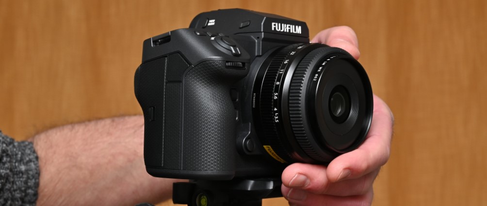 Fujifilm Fujinon GF 63mm Lens Owner Manual